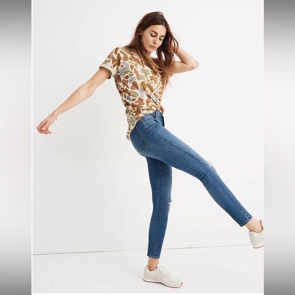 Madewell 9" Mid-Rise Skinny Crop Jeans in Delmar Wash K7517 - Picture 3 of 12